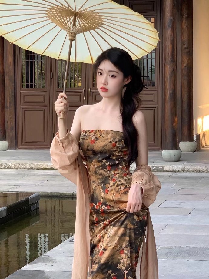 夜鹰 封面